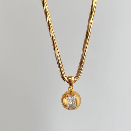 Golden Glow Necklace